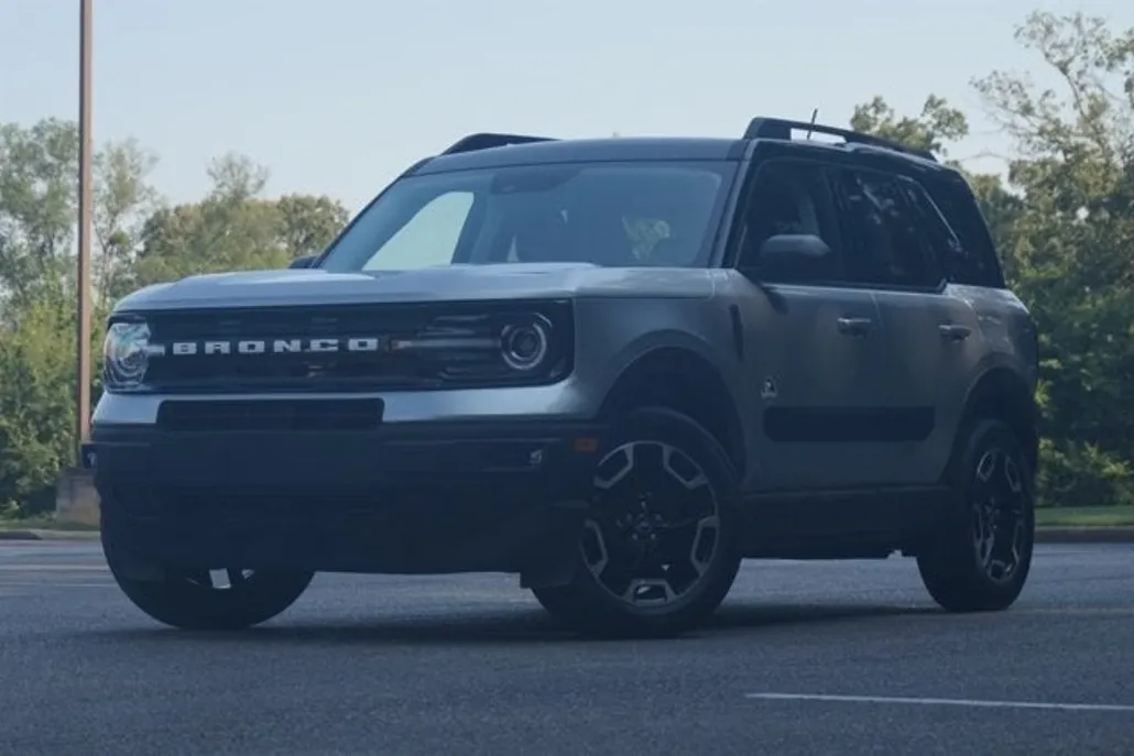 2021 Ford Bronco Sport Outer Banks photo 1