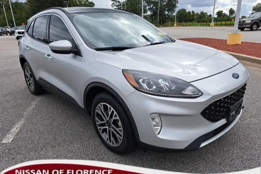 2020 Ford Escape SEL photo 1