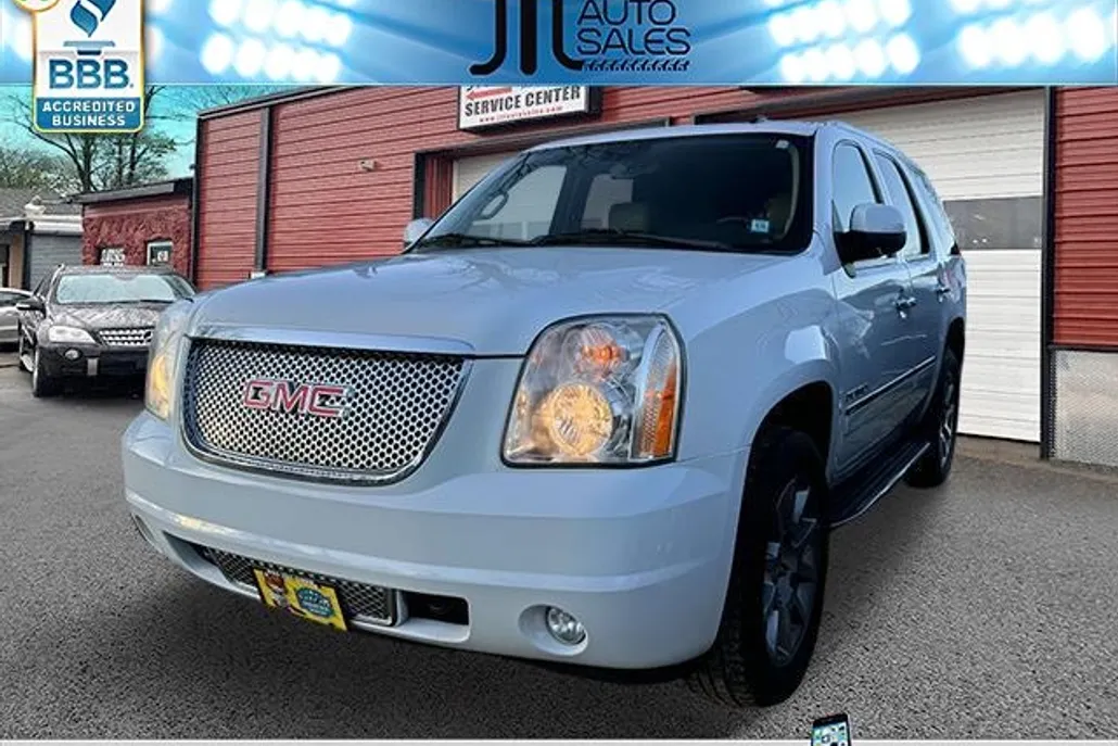 2012 Gmc Yukon Denali photo 1
