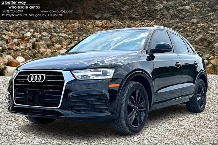2018 Audi Q3 Premium photo 1