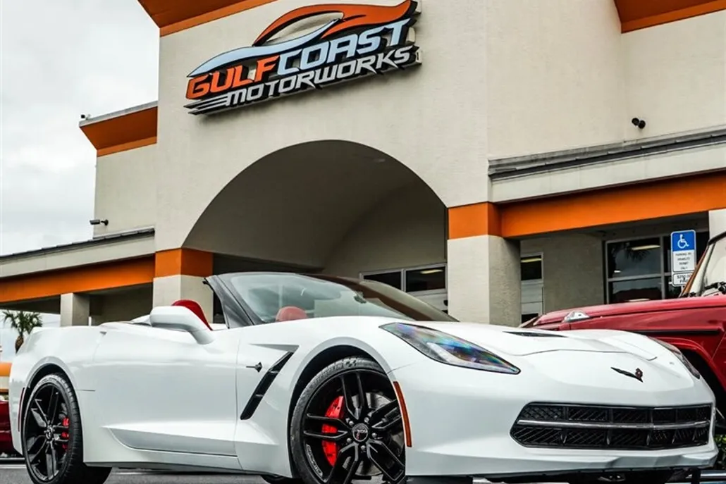 2015 Chevrolet Corvette Stingray Z51 Convertible photo 1