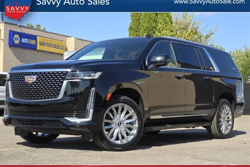 2022 Cadillac Escalade ESV Luxury photo 1