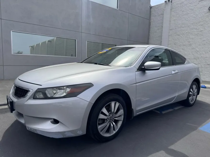 2010 Honda Accord EX-L photo 1