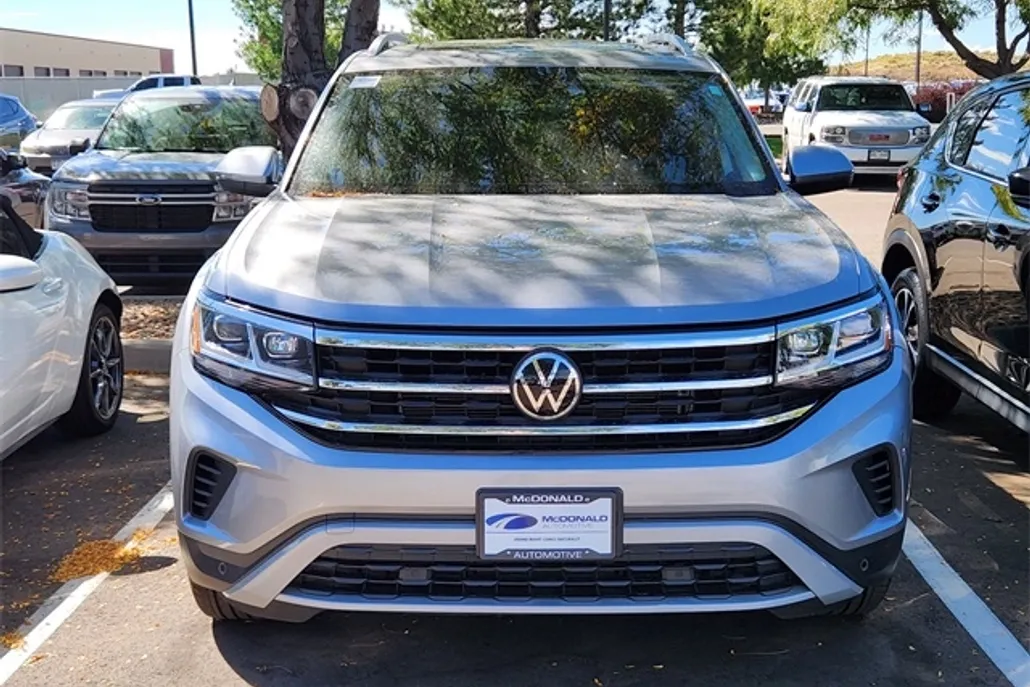 2022 Volkswagen Atlas SEL photo 1