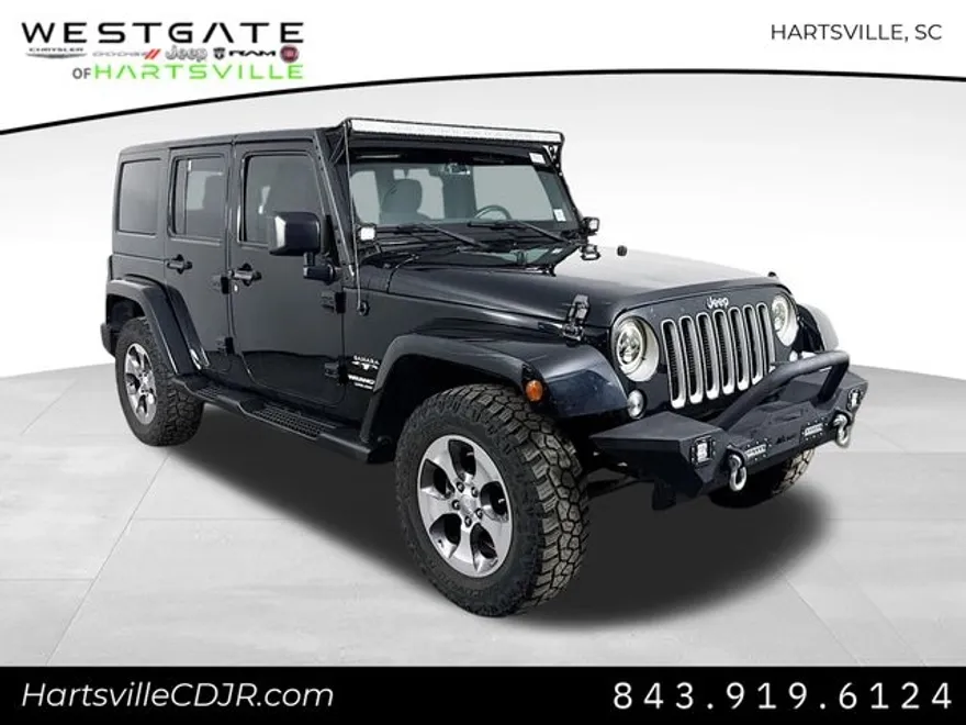 2016 Jeep Wrangler Unlimited Sahara photo 1