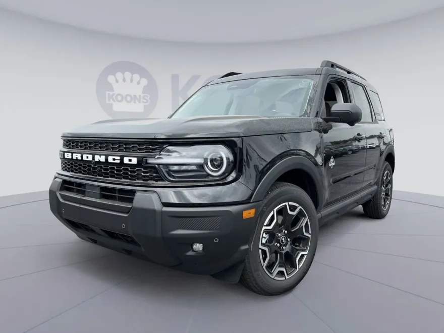 2025 Ford Bronco Sport Outer Banks photo 1