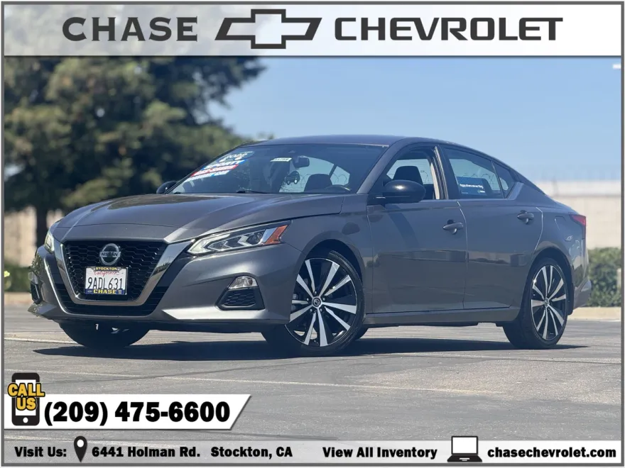 2022 Nissan Altima 2.5 SR photo 1