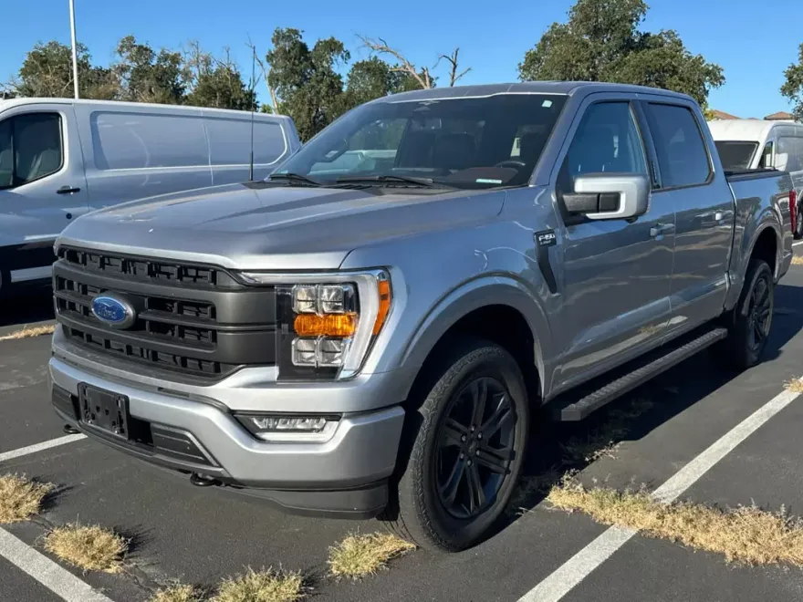 2023 Ford F-150 Lariat photo 1