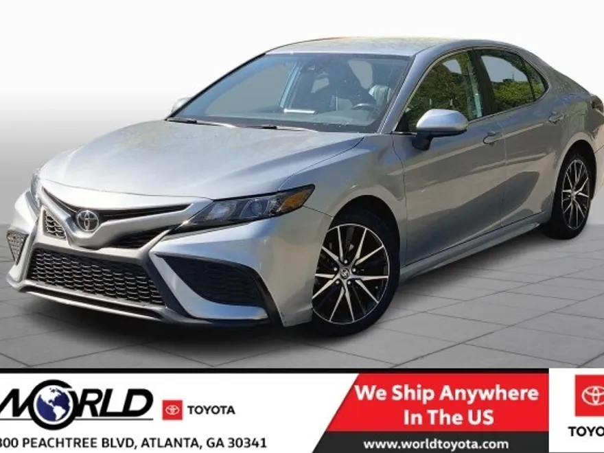 2021 Toyota Camry SE photo 1