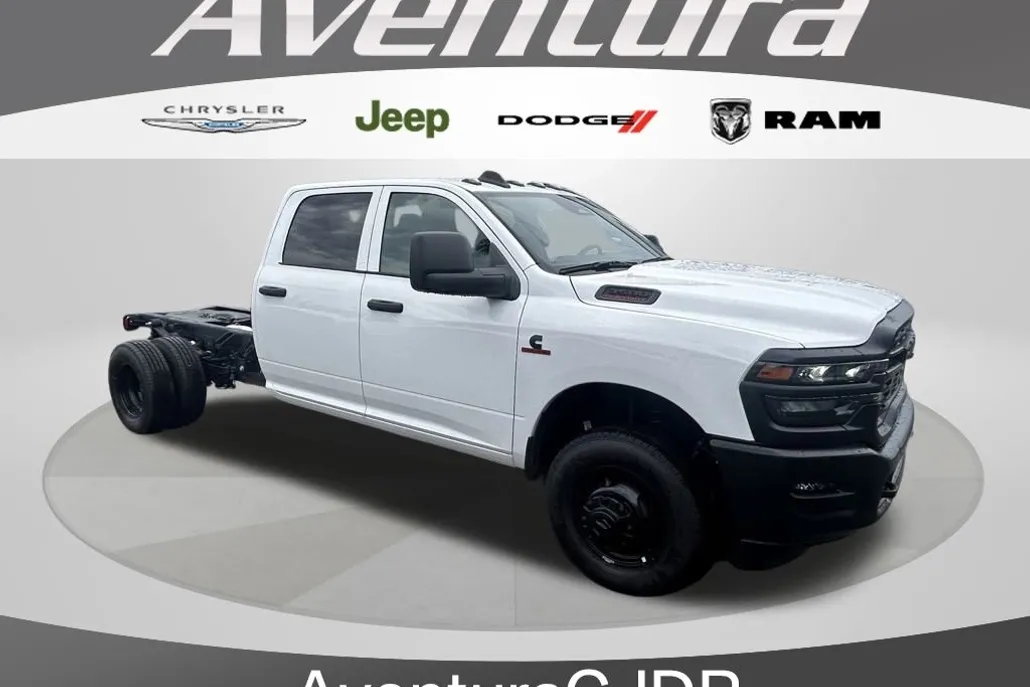 2025 Ram 3500 Tradesman photo 1