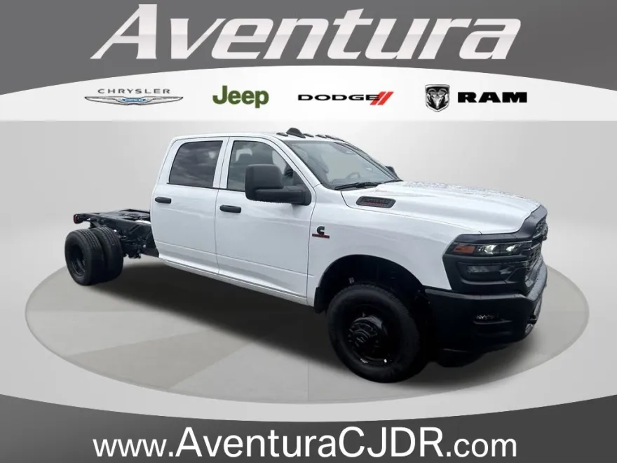 2025 Ram 3500 Tradesman photo 1