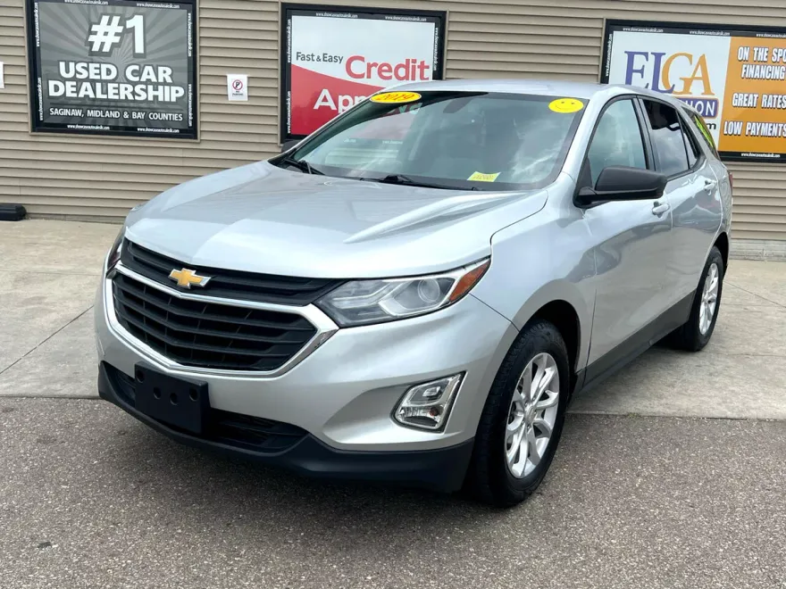 2019 Chevrolet Equinox LS photo 1