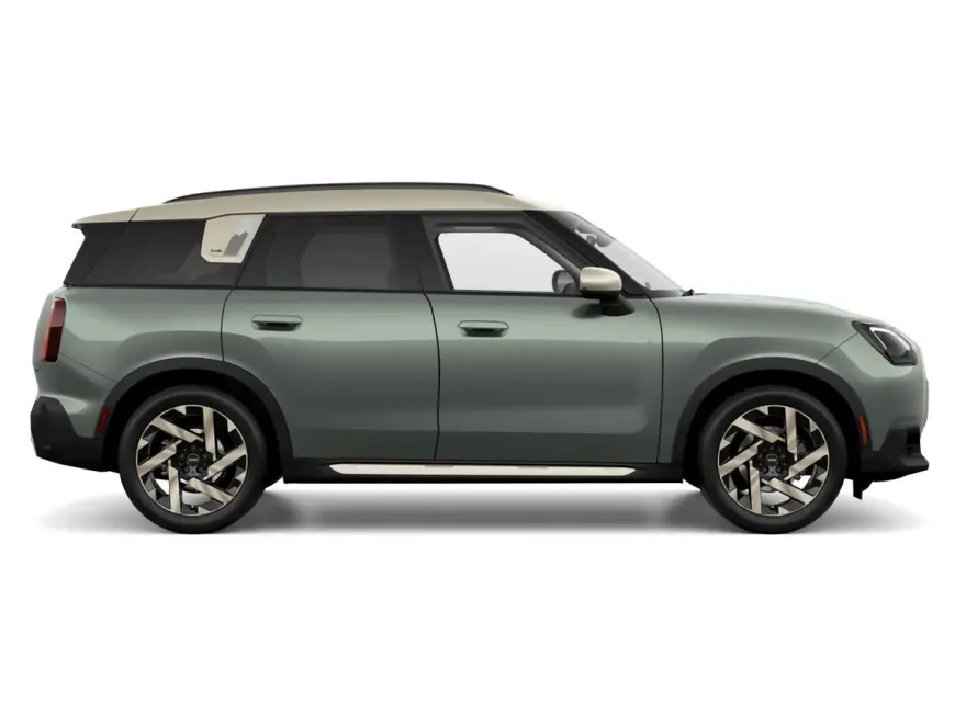 2025 Mini Countryman S ALL4 photo 2