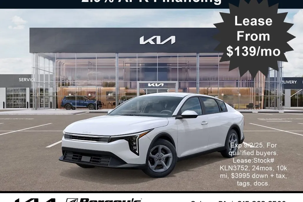 2025 Kia K4 LXS photo 1