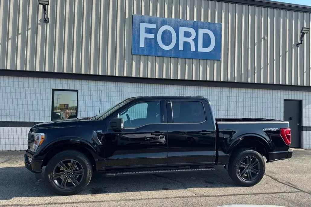 2022 Ford F-150 XLT photo 1