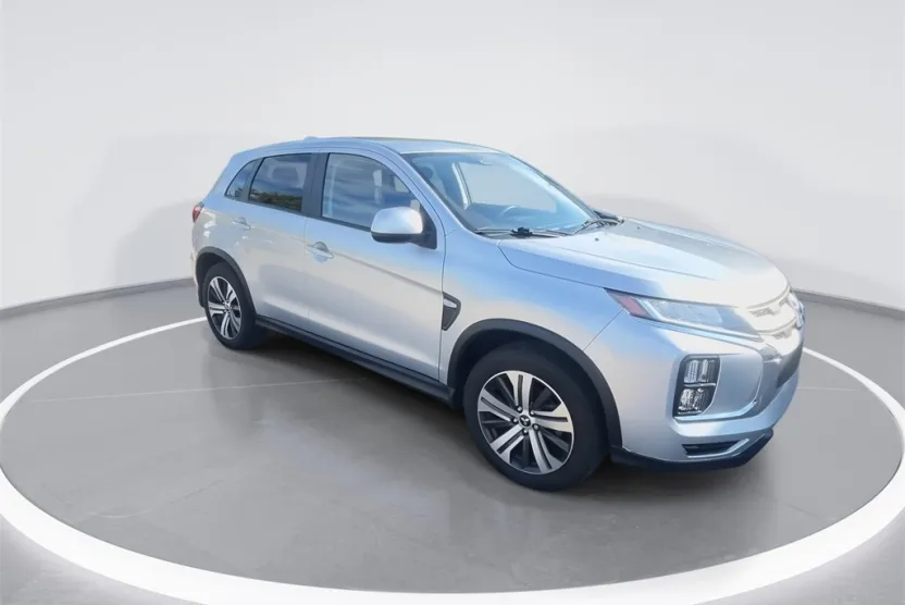 2023 Mitsubishi Outlander Sport ES photo 1