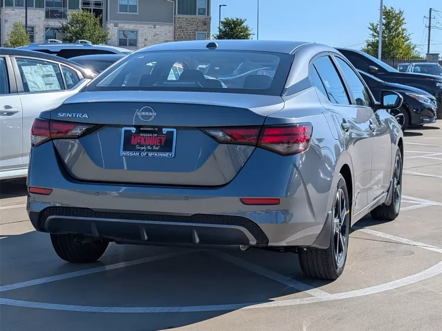 2025 Nissan Sentra SV photo 1