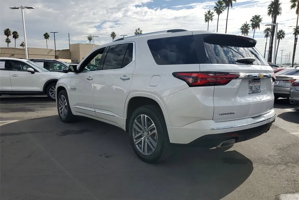 2023 Chevrolet Traverse High Country photo 1