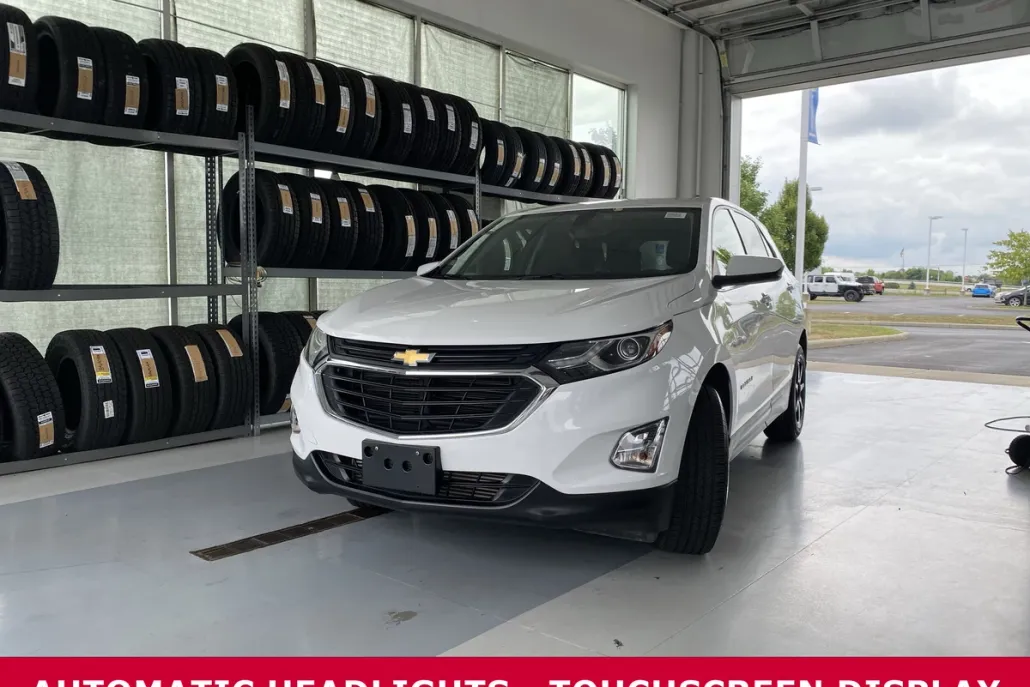 2019 Chevrolet Equinox LT photo 1
