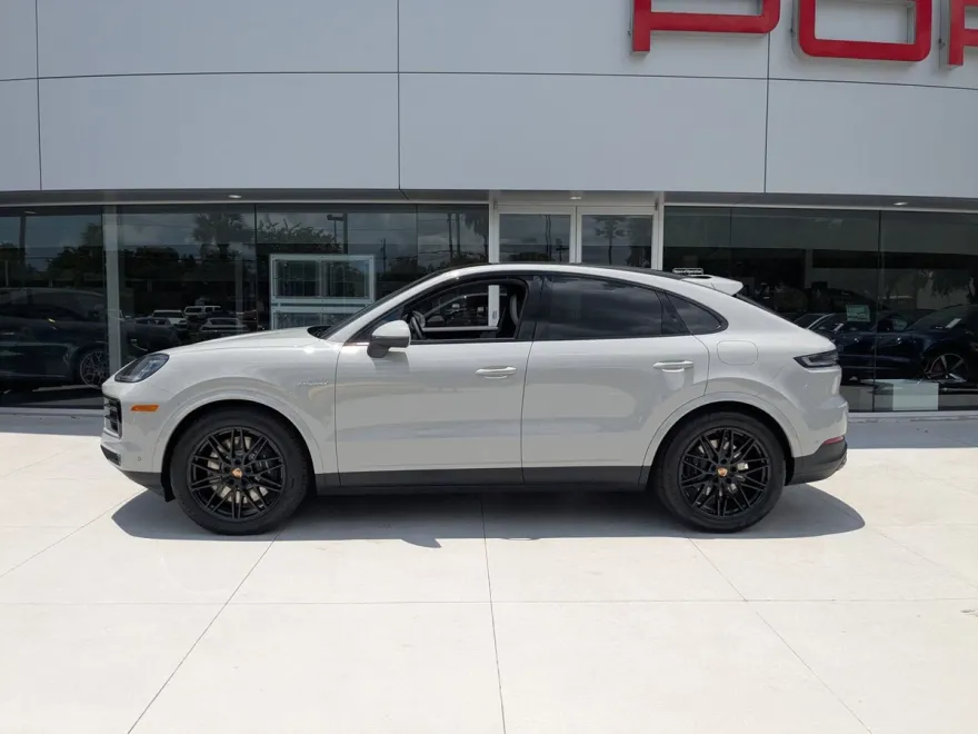 2025 Porsche Cayenne E-Hybrid Coupe photo 1