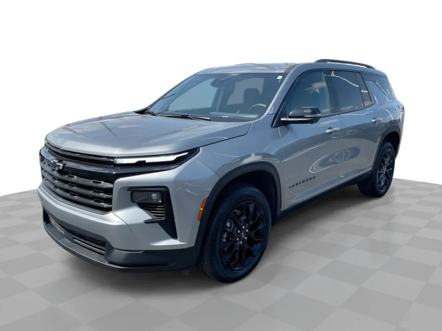2025 Chevrolet Traverse photo 1