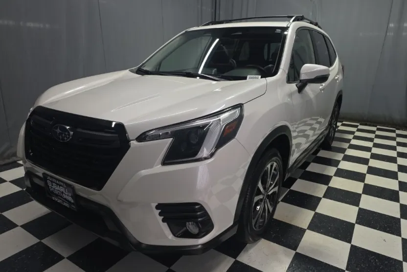 2023 Subaru Forester Limited photo 1