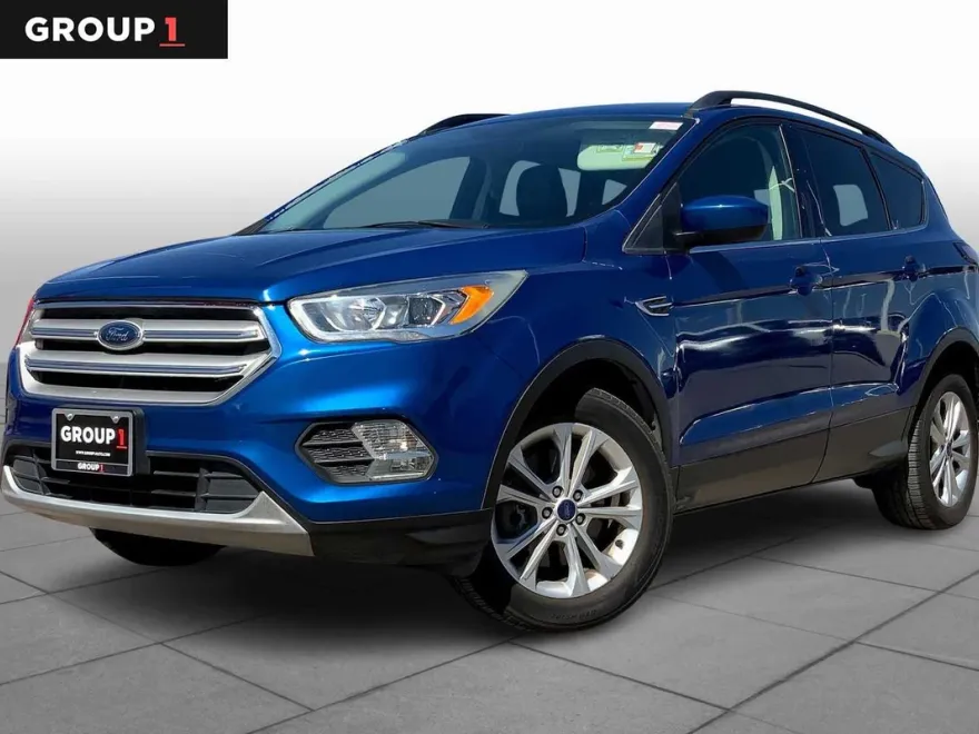 2018 Ford Escape SEL photo 1