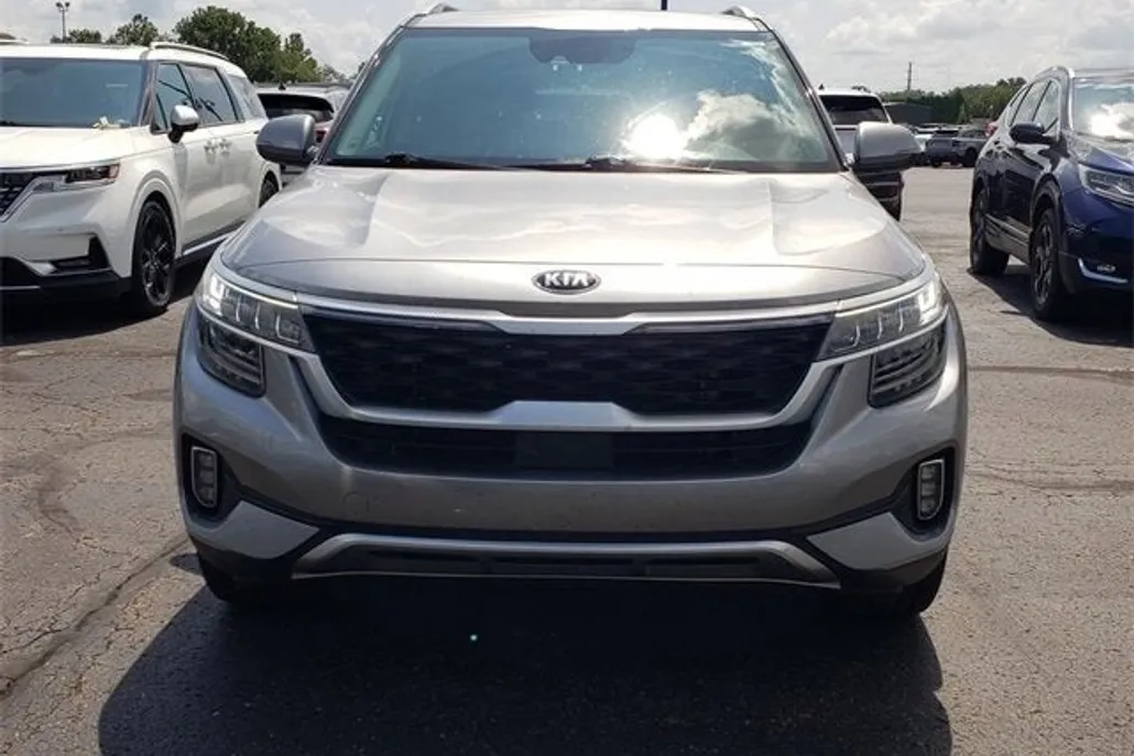 2021 Kia Seltos SX photo 1