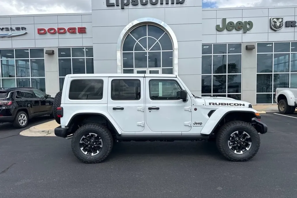 2025 Jeep Wrangler Rubicon photo 1