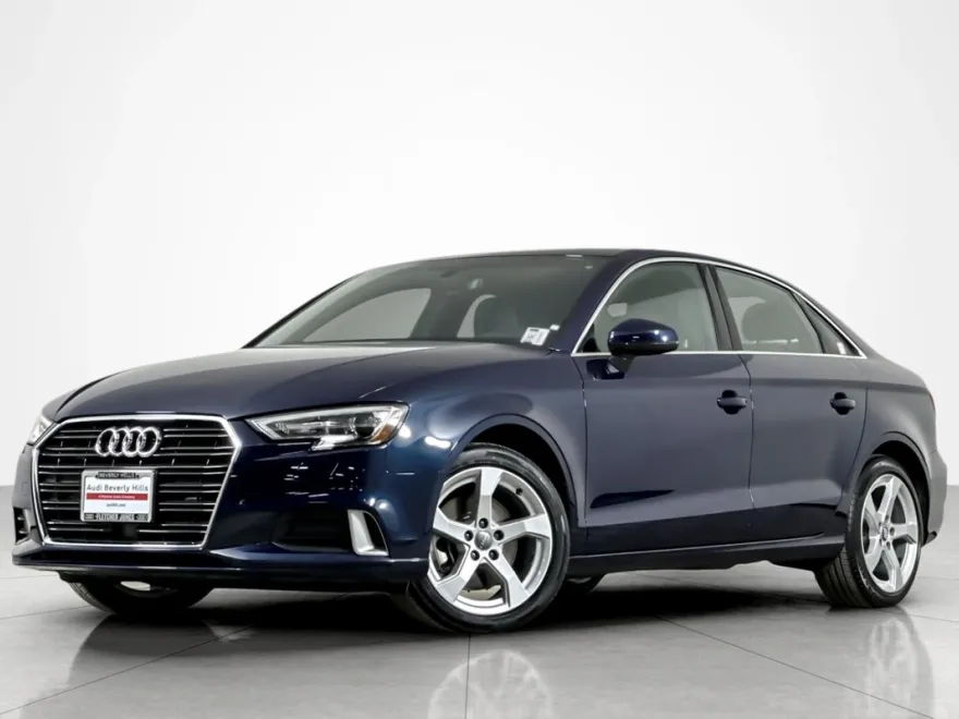 2019 Audi A3 Premium 40 TFSI photo 1