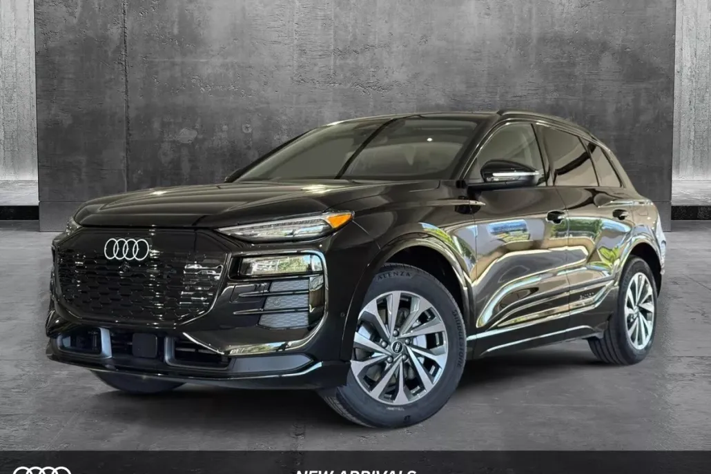 2025 Audi Q6 E-tron Premium Plus photo 1