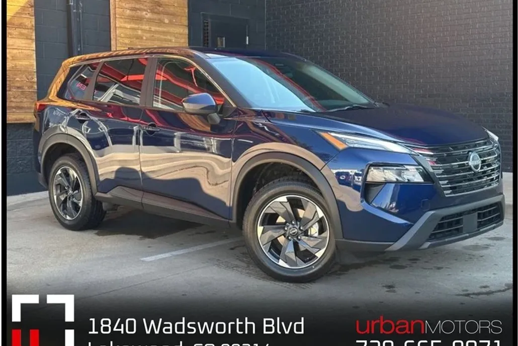 2024 Nissan Rogue SV photo 1