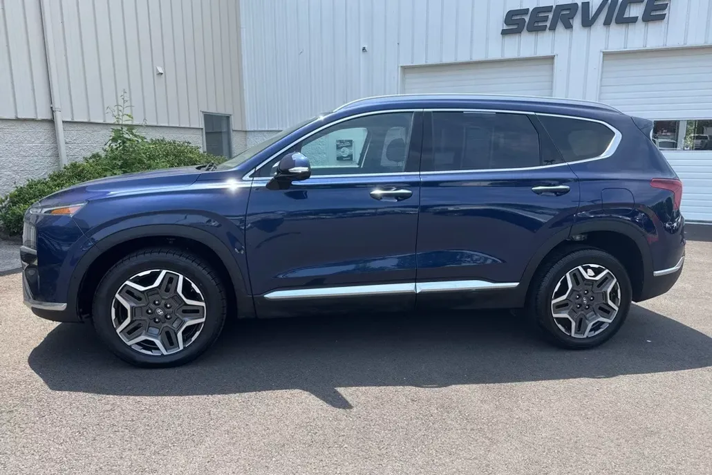 2023 Hyundai Santa Fe Limited photo 1