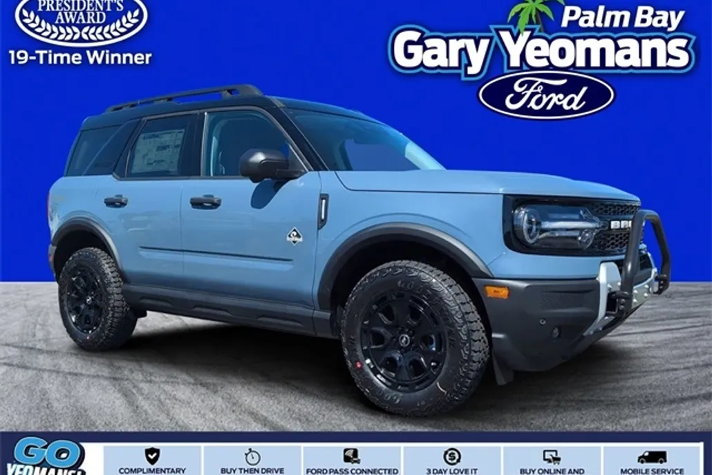 2025 Ford Bronco Sport Outer Banks photo 1