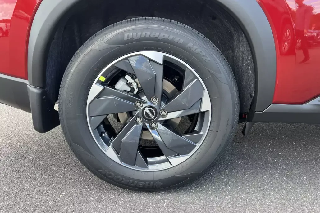 2026 Nissan Rogue SV photo 1