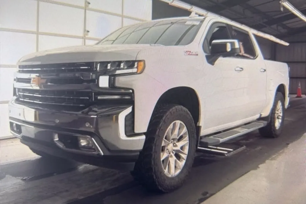 2021 Chevrolet Silverado 1500 LTZ photo 1