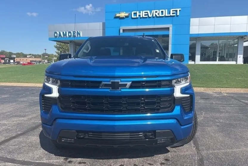 2023 Chevrolet Silverado 1500 RST photo 1