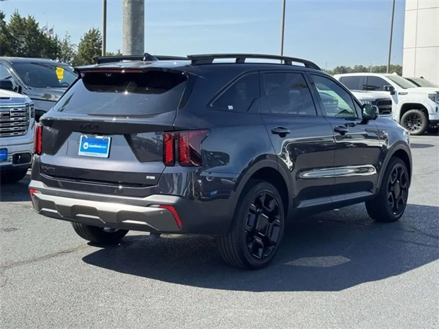 2025 Kia Sorento X-Line SX Prestige photo 1