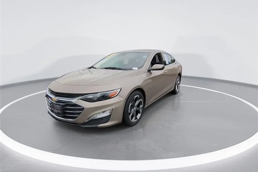 2023 Chevrolet Malibu 1LT photo 1