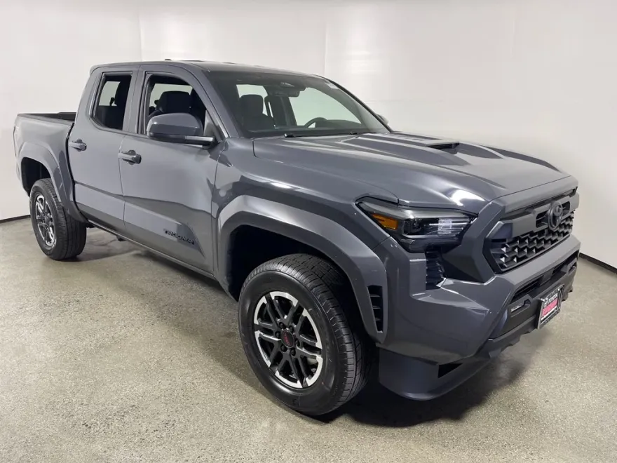 2025 Toyota Tacoma TRD Sport 4x4 Double Cab photo 1