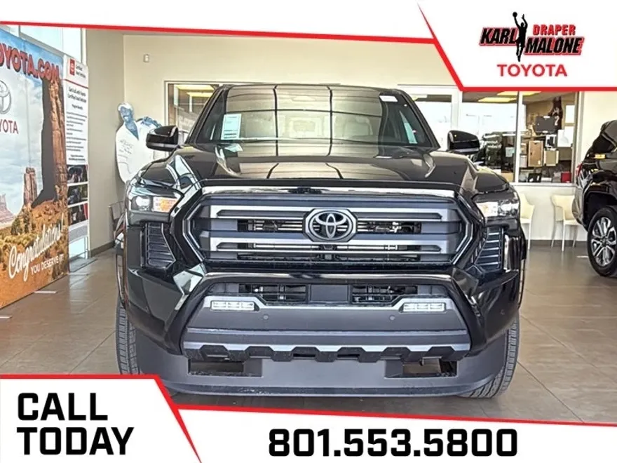 2025 Toyota Tacoma SR5 photo 1