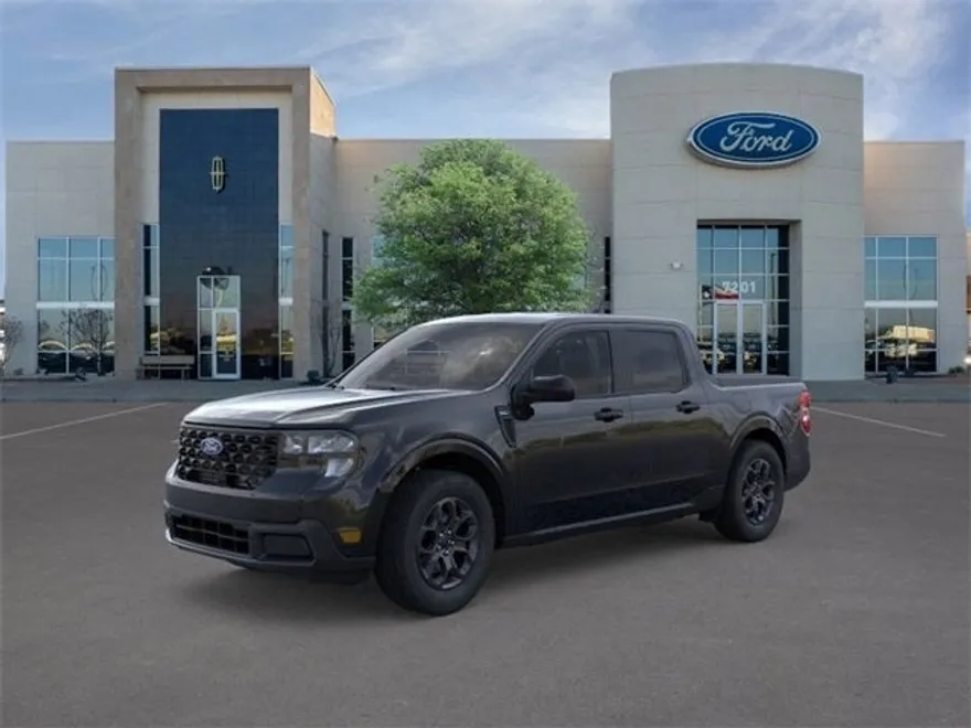 2025 Ford Maverick XLT photo 1