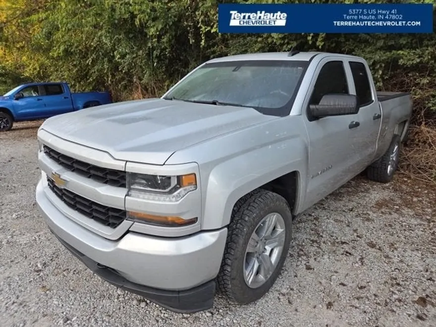 2018 Chevrolet Silverado 1500 photo 1