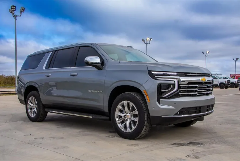 2026 Chevrolet Suburban Premier photo 1