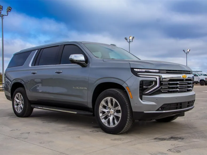 2026 Chevrolet Suburban Premier photo 1