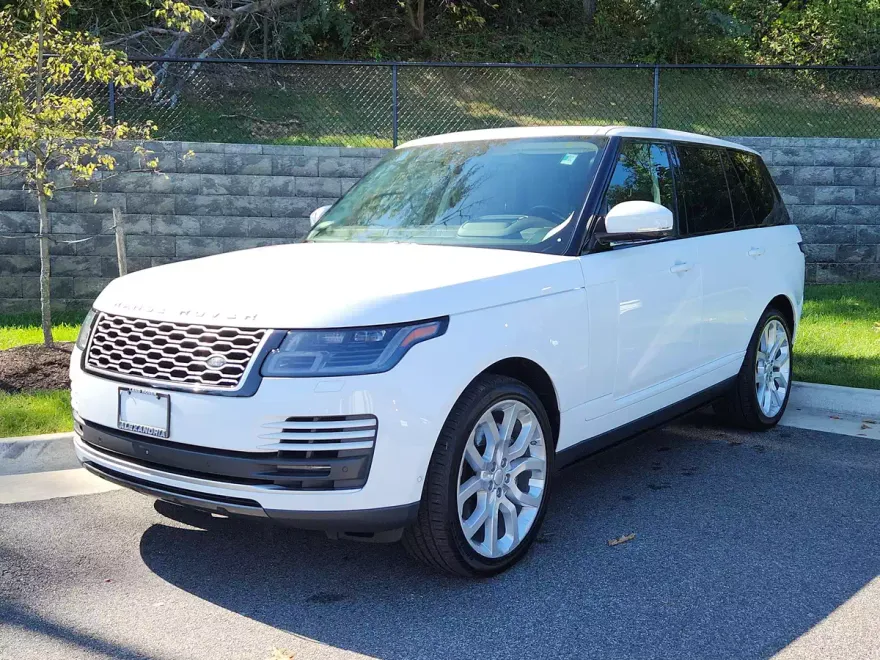2018 Land Rover Range Rover SuperCharged photo 1