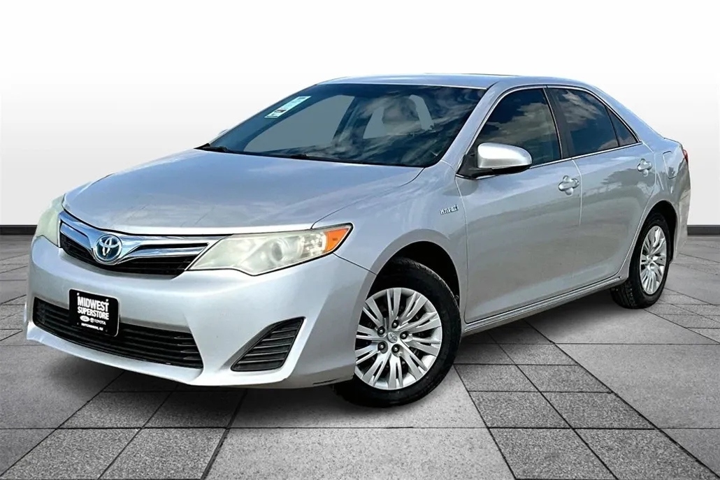 2012 Toyota Camry Hybrid LE photo 1