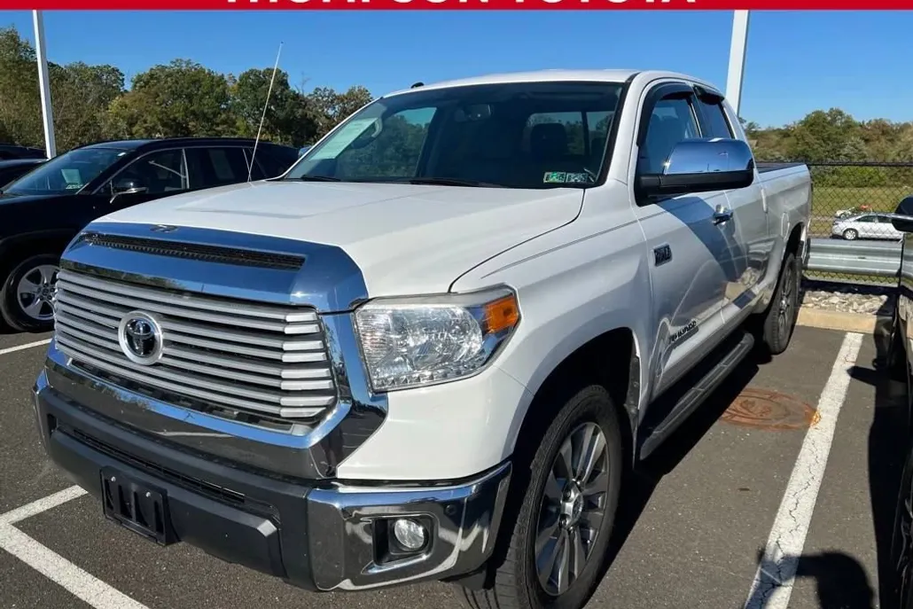 2015 Toyota Tundra Limited Grade photo 1