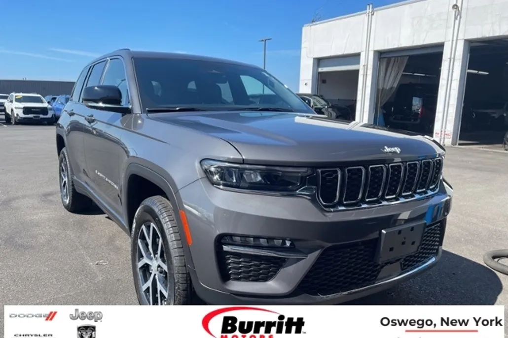 2025 Jeep Grand Cherokee Limited photo 1