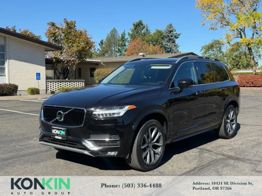 2018 Volvo XC90 T5 Momentum Sport photo 1